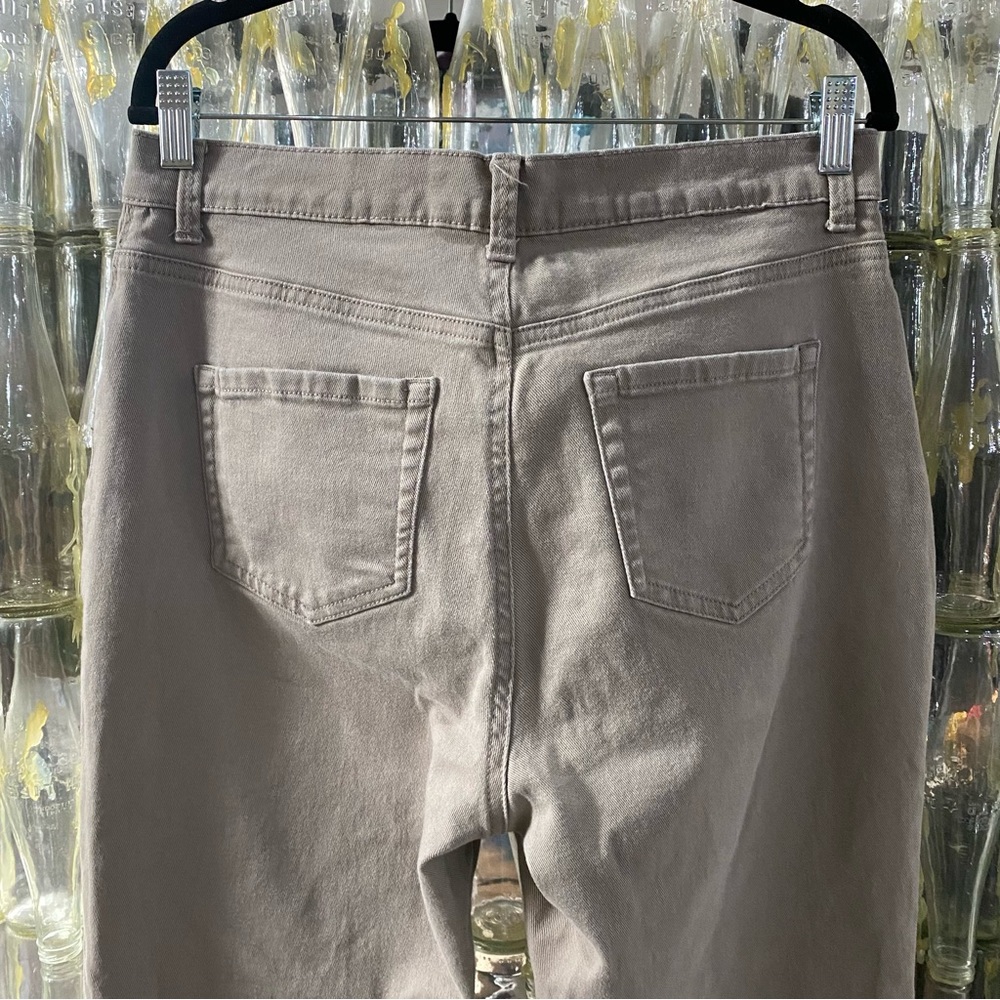 Tan Pants - Picture 5 of 5